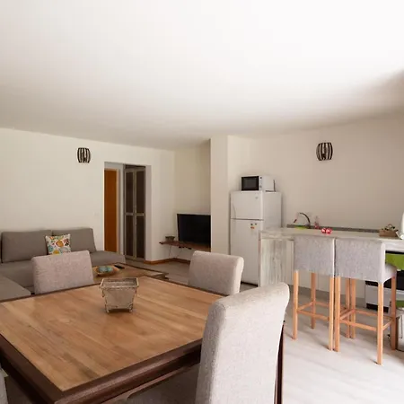 San Martin Garden Apartment San Martin de los Andes Exterior photo